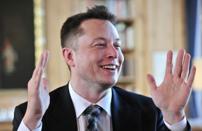 Elon Musk là ai