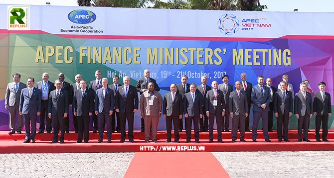 Điểm lại 10 sự kiện kinh doanh nổi bật trong nước 2017 1