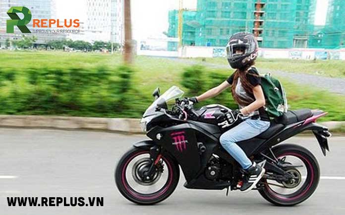 quy định cấp phép nhập khẩu tự động với xe phân khối lớn