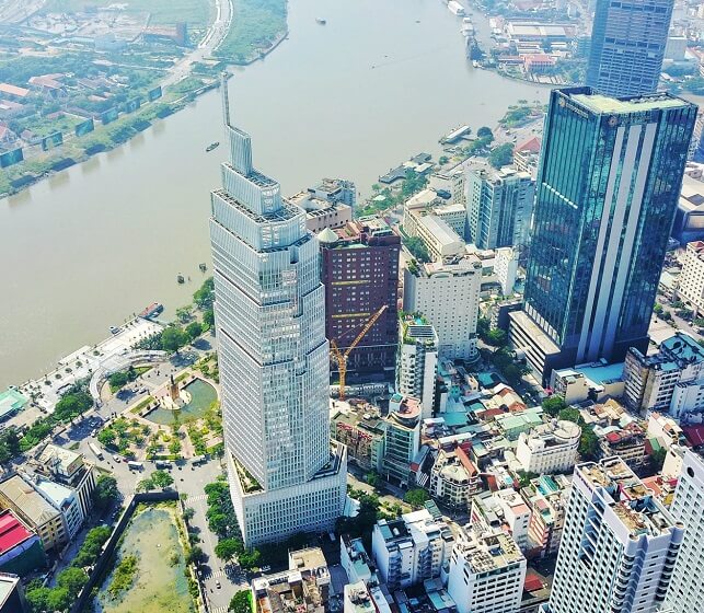 Vietcombank tower với lối kiến trúc độc đáo