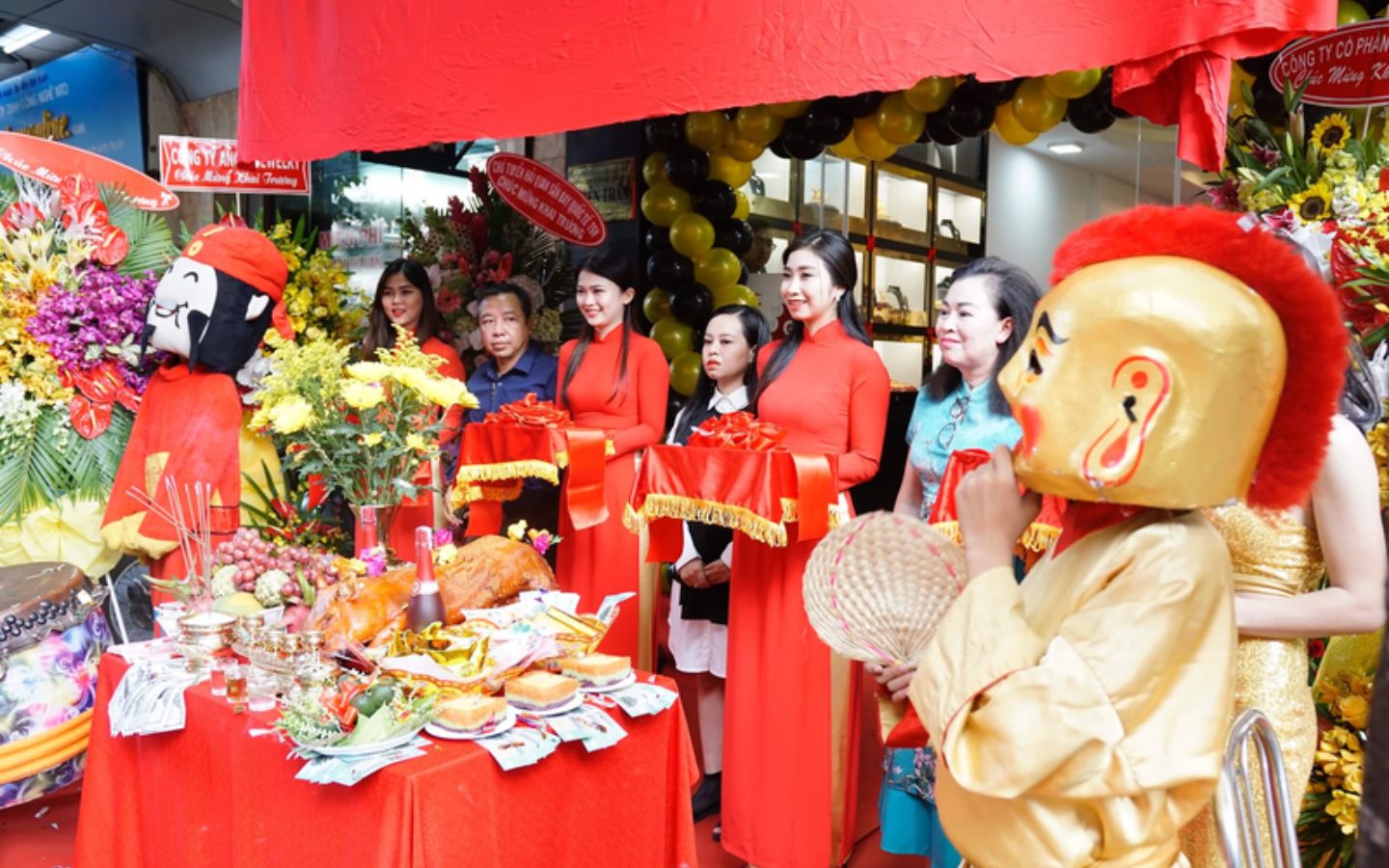 Bài cúng năm mới 2024 công ty, cơ quan